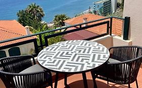 Ocean Cliffs Apartments